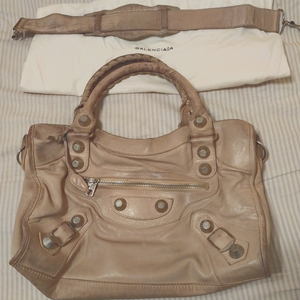 Balenciaga Agneau Giant 21 Silver Hardware City Sahara